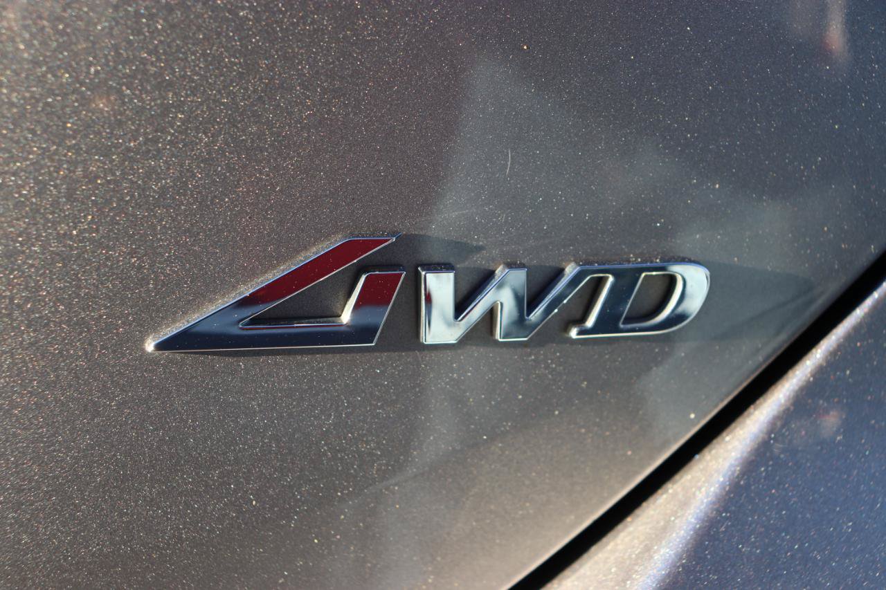 Used 2024 Genesis G70 2.5T AWD/4WD image 57