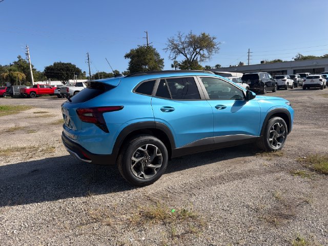 New 2026 Chevrolet Trax LT w/ Driver Confidence Package FWD image 11