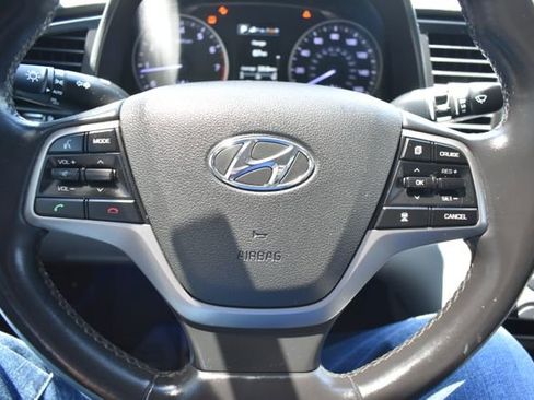 Used 2017 Hyundai Elantra Limited w/ Limited Ultimate Package 09 FWD image 24