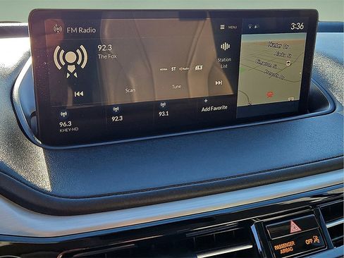 Used 2023 Acura MDX Technology image 23