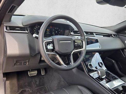 Used 2023 Land Rover Range Rover Velar R-Dynamic S image 10