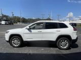 Used 2019 Jeep Cherokee Latitude w/ Popular Appearance Group image 5
