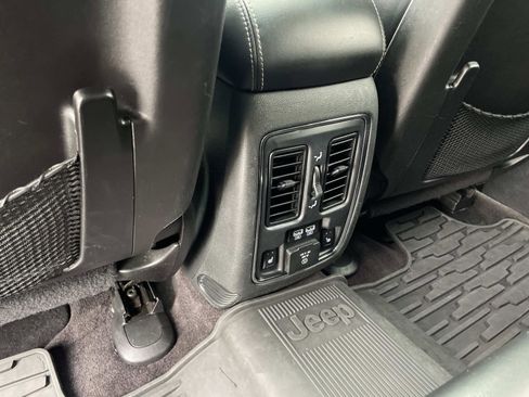 Used 2016 Jeep Grand Cherokee Limited w/ Trailer Tow Group IV image 14