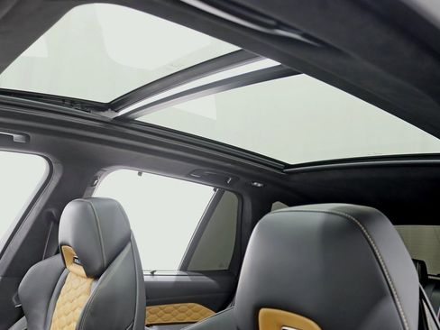 Used 2022 BMW X5 M w/ Competition Package image 36