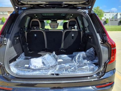 New 2026 Volvo XC90 T8 Ultra w/ Protection Package Premier AWD/4WD image 10