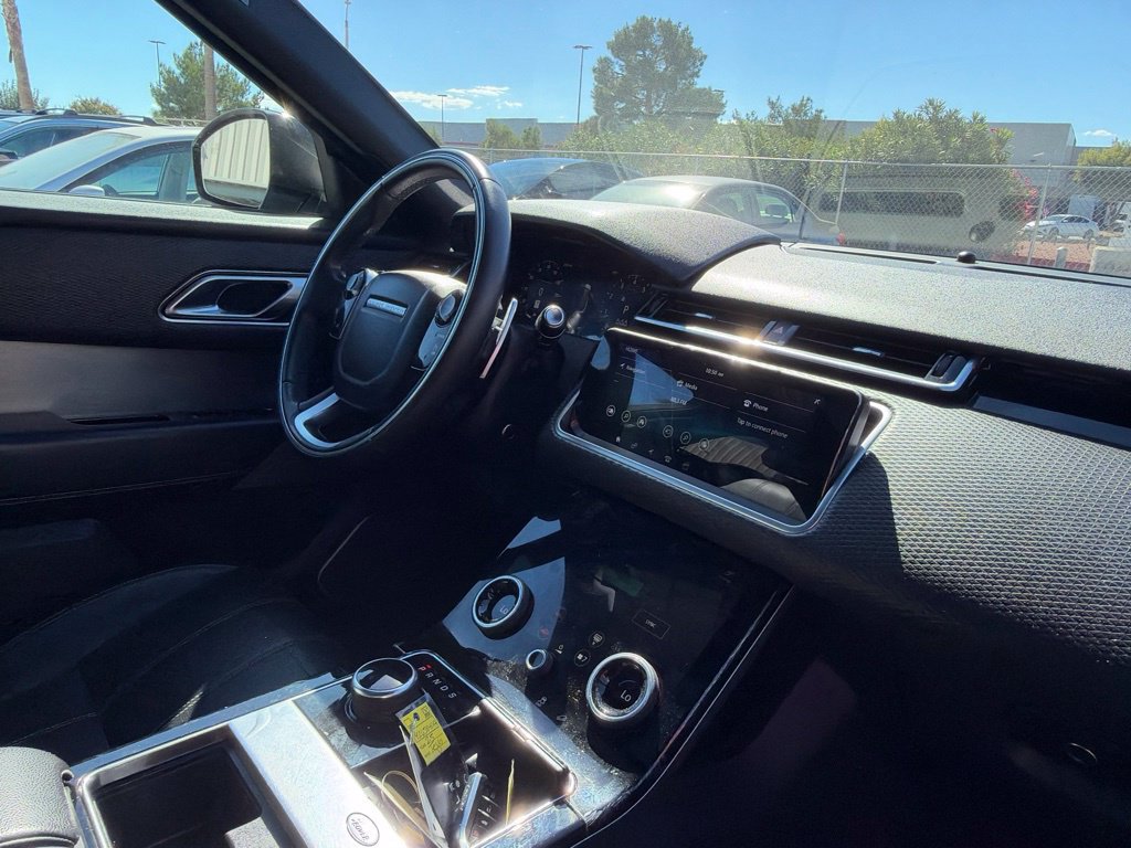 Used 2019 Land Rover Range Rover Velar R-Dynamic SE AWD/4WD image 25