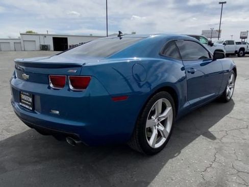 Used 2010 Chevrolet Camaro SS w/ RS Package image 8