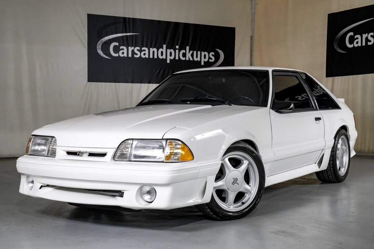 Used 1993 Ford Mustang GT RWD image 4