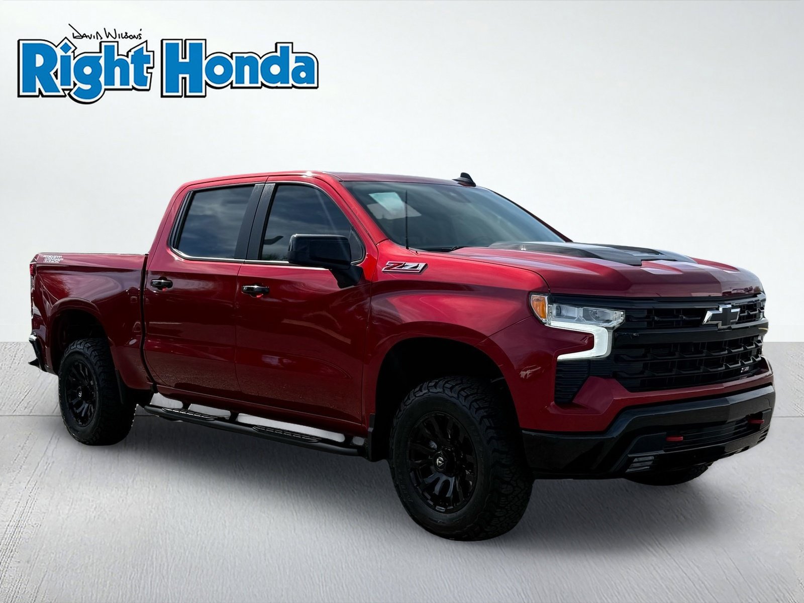 Used 2024 Chevrolet Silverado 1500 LT Trail Boss AWD/4WD image 9