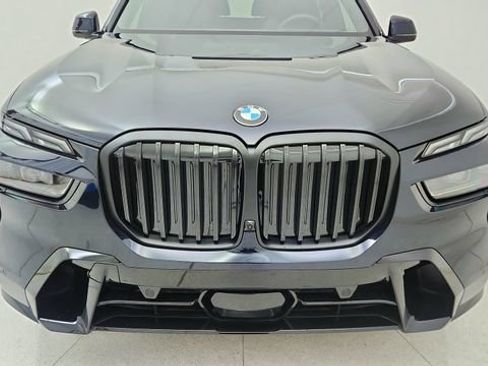 Used 2026 BMW X7 xDrive40i w/ M Sport Package image 8