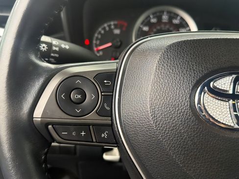 Used 2021 Toyota Corolla SE image 13