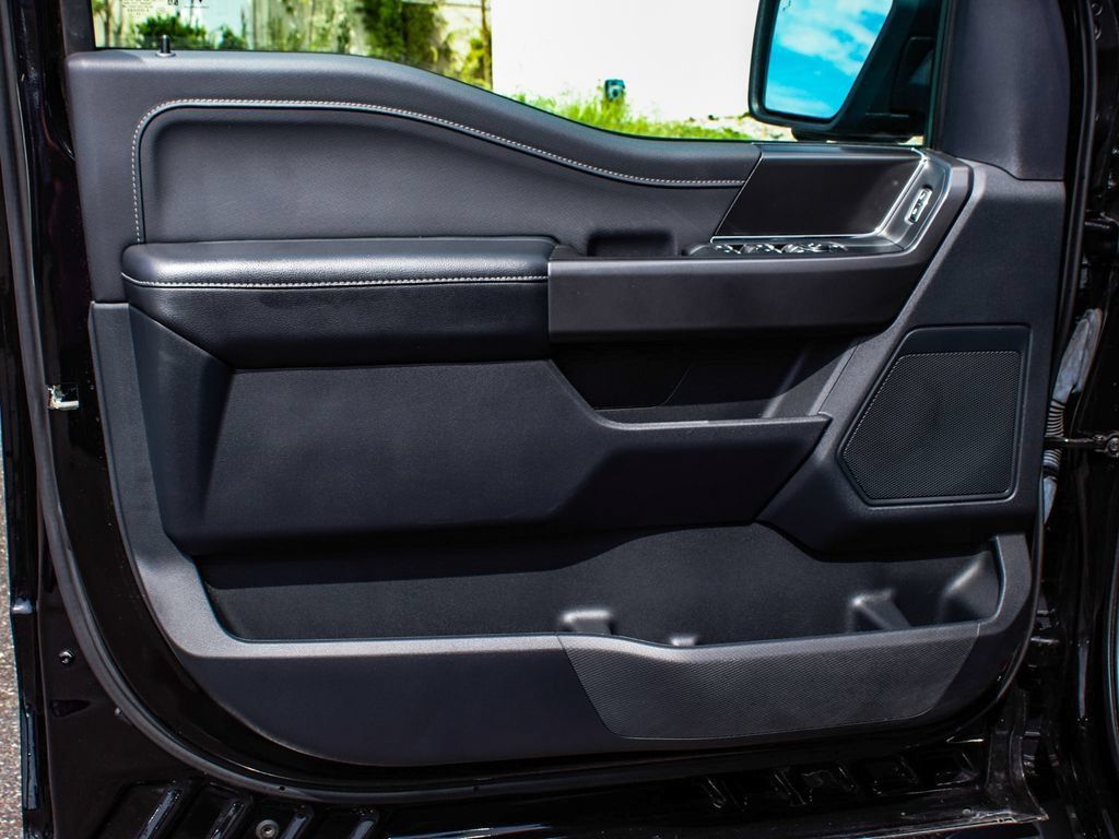 Used 2024 Ford F150 XLT w/ XLT Black Appearance Package AWD/4WD image 8