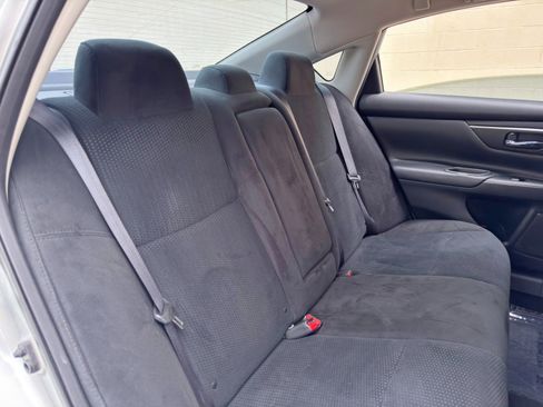 Used 2015 Nissan Altima 2.5 S w/ Special Edition Package FWD image 32