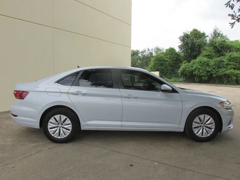 Used 2019 Volkswagen Jetta S FWD image 9