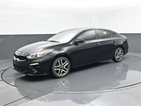 Used 2019 Kia Forte S image 1