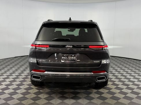 Used 2025 Jeep Grand Cherokee Summit AWD/4WD image 10