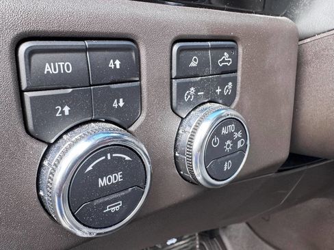 Used 2022 GMC Sierra 1500 SLT w/ SLT Premium Plus Package image 19