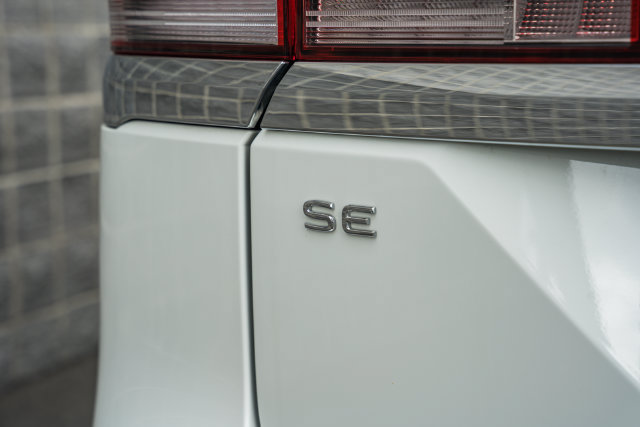 Used 2025 Volkswagen Atlas SE AWD/4WD image 19