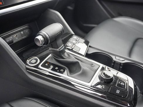 Used 2023 Kia Sportage EX image 52