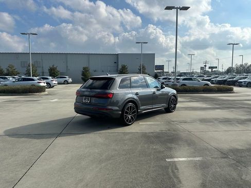 Used 2022 Audi Q7 3.0T Prestige image 3