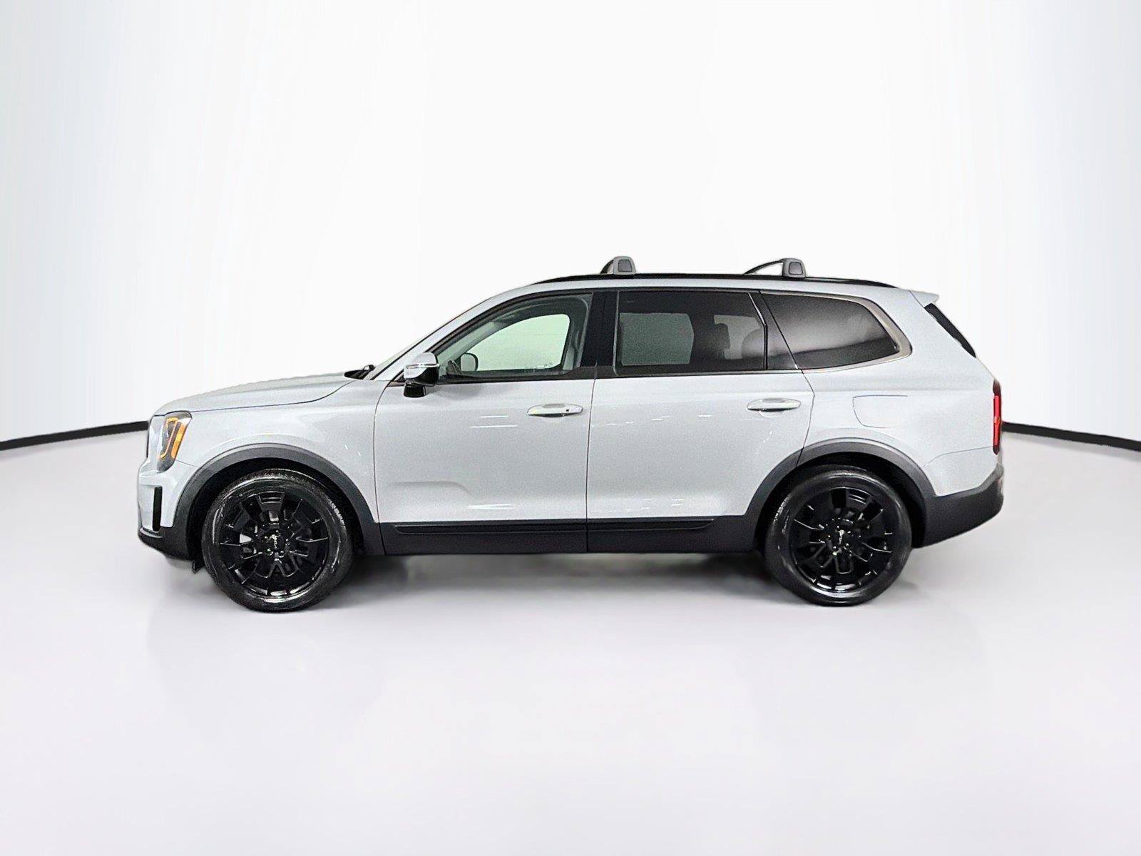 Used 2022 Kia Telluride SX w/ Nightfall Edition Package AWD/4WD image 8