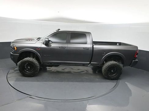 Used 2024 RAM 2500 Limited AWD/4WD image 34