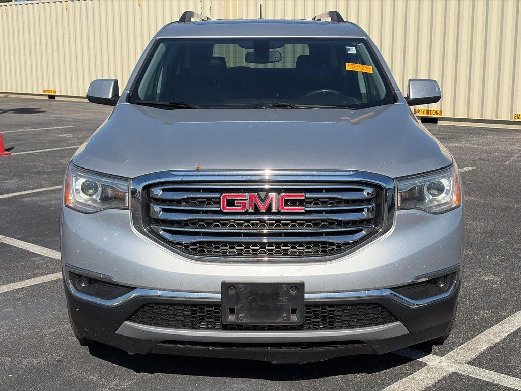 Used 2017 GMC Acadia SLT FWD image 4