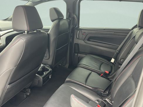 Used 2025 Honda Odyssey Sport-L image 10
