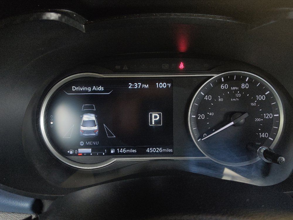 Used 2023 Nissan Versa SV FWD image 23