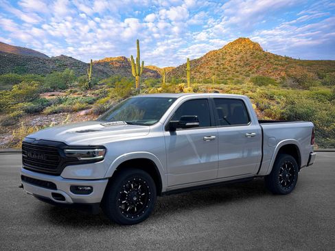Used 2022 RAM 1500 Limited AWD/4WD image 9