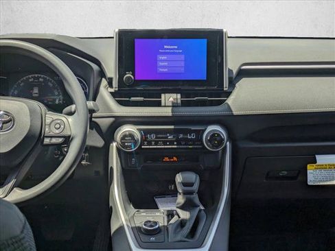 Used 2024 Toyota RAV4 LE AWD/4WD image 12