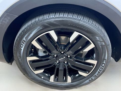 Certified 2023 Kia Telluride SX image 34