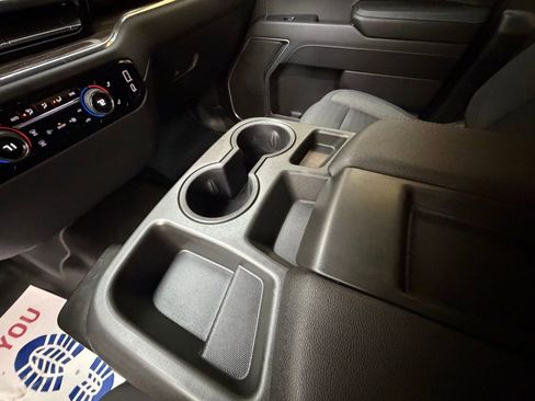 Used 2023 Chevrolet Silverado 1500 LT AWD/4WD image 19