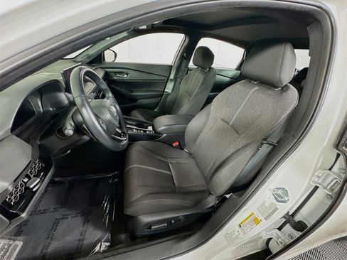 Used 2023 Honda Accord Sport image 11