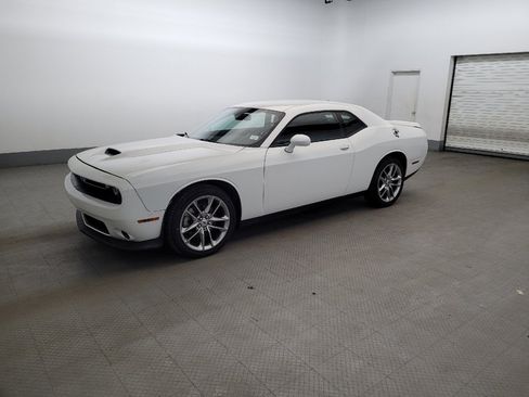 Used 2022 Dodge Challenger GT AWD/4WD image 2