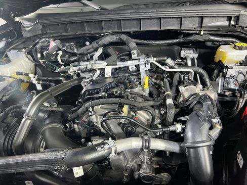 Used 2025 Ford Bronco 2-Door AWD/4WD image 27