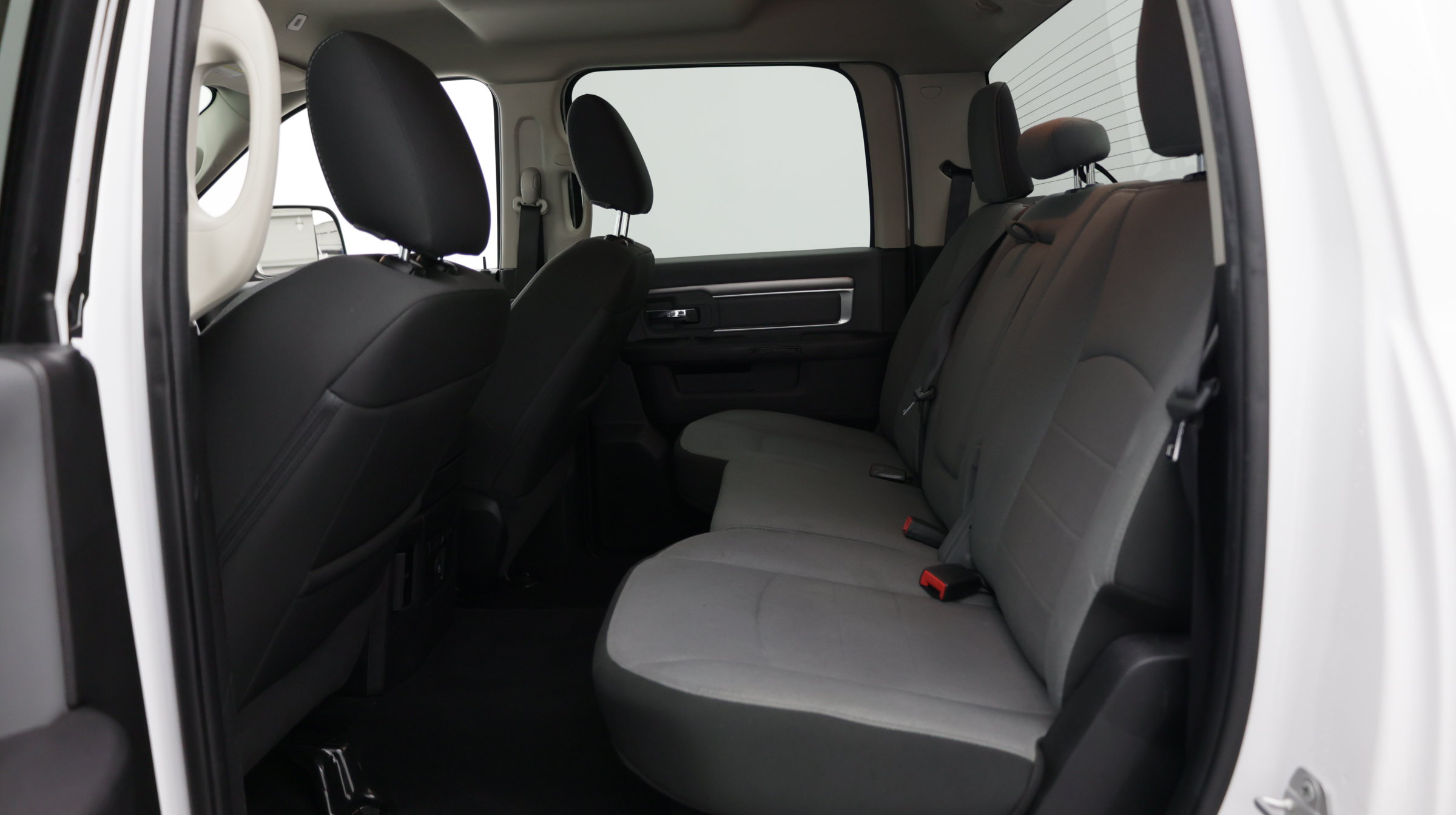 Used 2022 RAM 1500 Classic SLT w/ Trailer & Traction Group RWD image 28