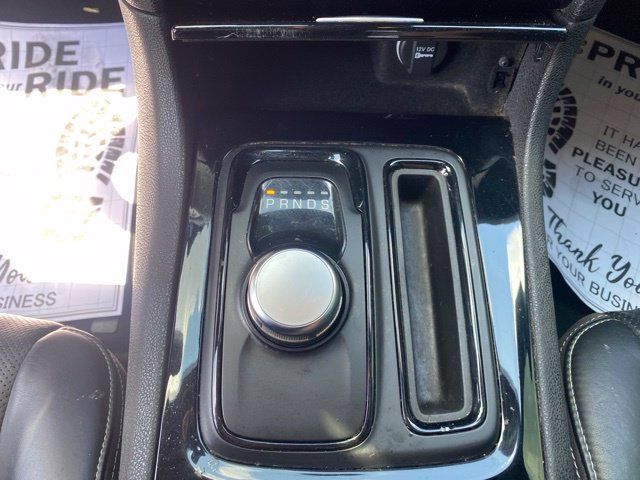 Used 2023 Chrysler 300 S w/ Comfort Group RWD image 17