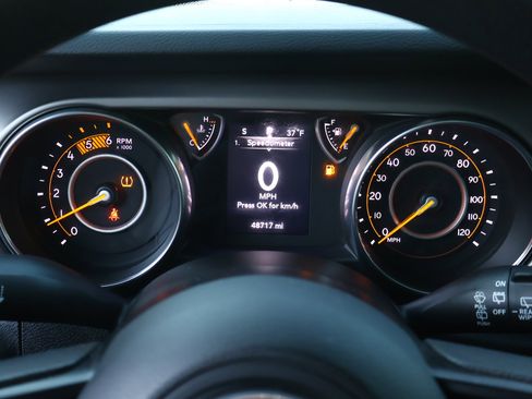 Used 2021 Jeep Wrangler Unlimited Sport image 14