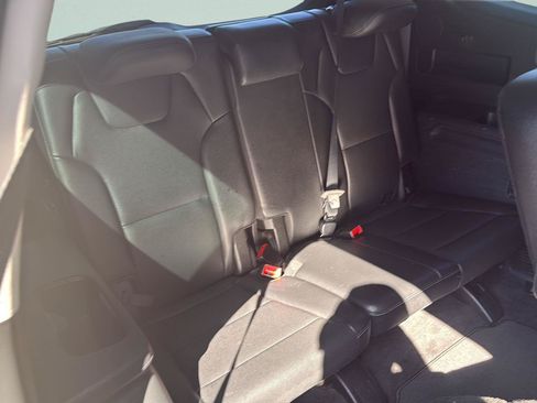 Used 2021 Kia Telluride EX w/ EX Premium Package FWD image 27