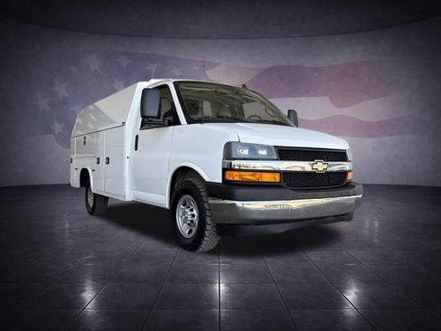 Used 2021 Chevrolet Express 3500 w/ Power Convenience Package RWD image 7