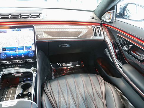 Used 2024 Mercedes-Benz S 63 AMG S image 20