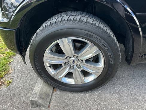 Used 2019 Ford F150 Platinum w/ Equipment Group 701A Luxury AWD/4WD image 53