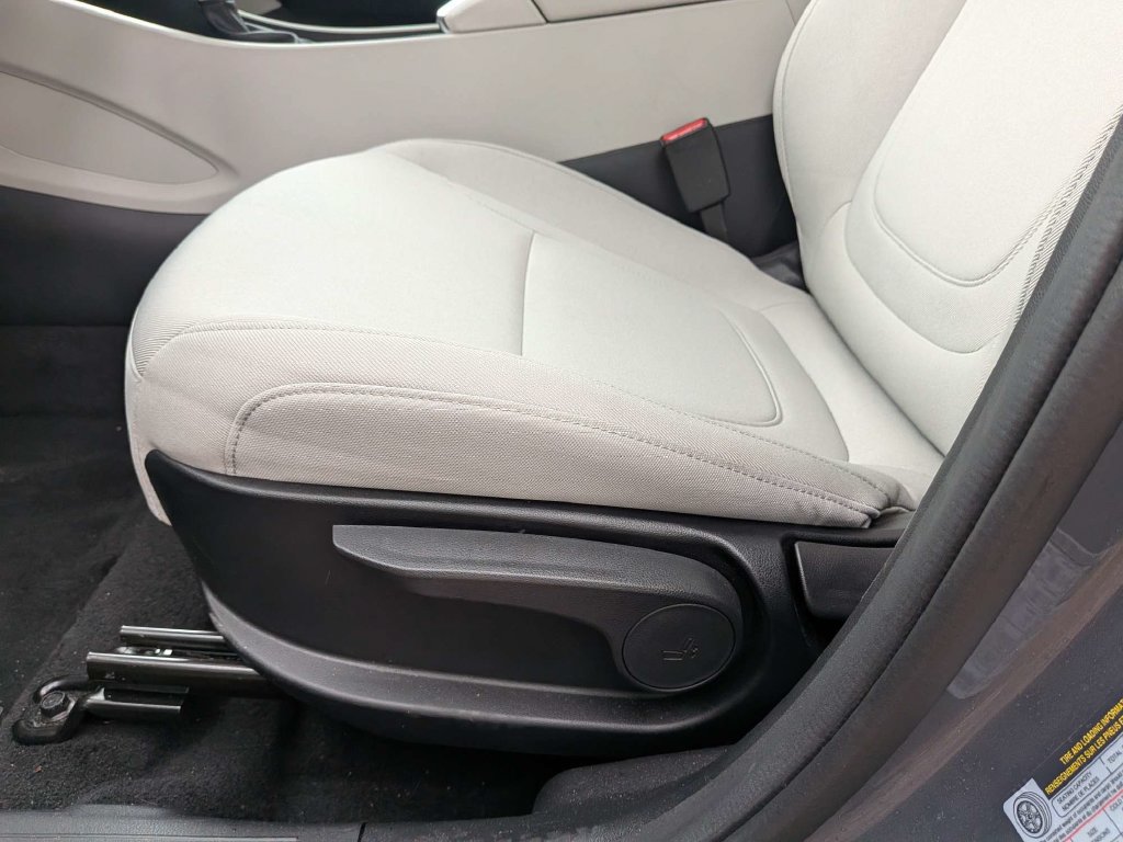 Used 2026 Hyundai Tucson SE FWD image 23