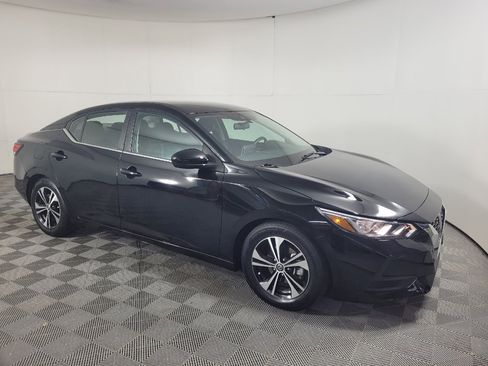 Used 2022 Nissan Sentra SV w/ Trunk Package image 11