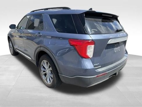 Used 2021 Ford Explorer XLT w/ Equipment Group 202A AWD/4WD image 6