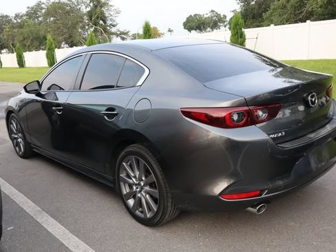 Used 2024 MAZDA MAZDA3 s FWD image 3