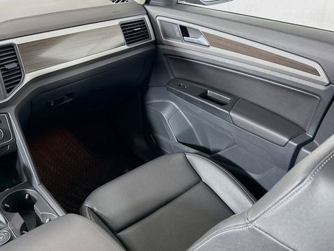 Used 2019 Volkswagen Atlas SE w/ Panoramic Sunroof Package image 25