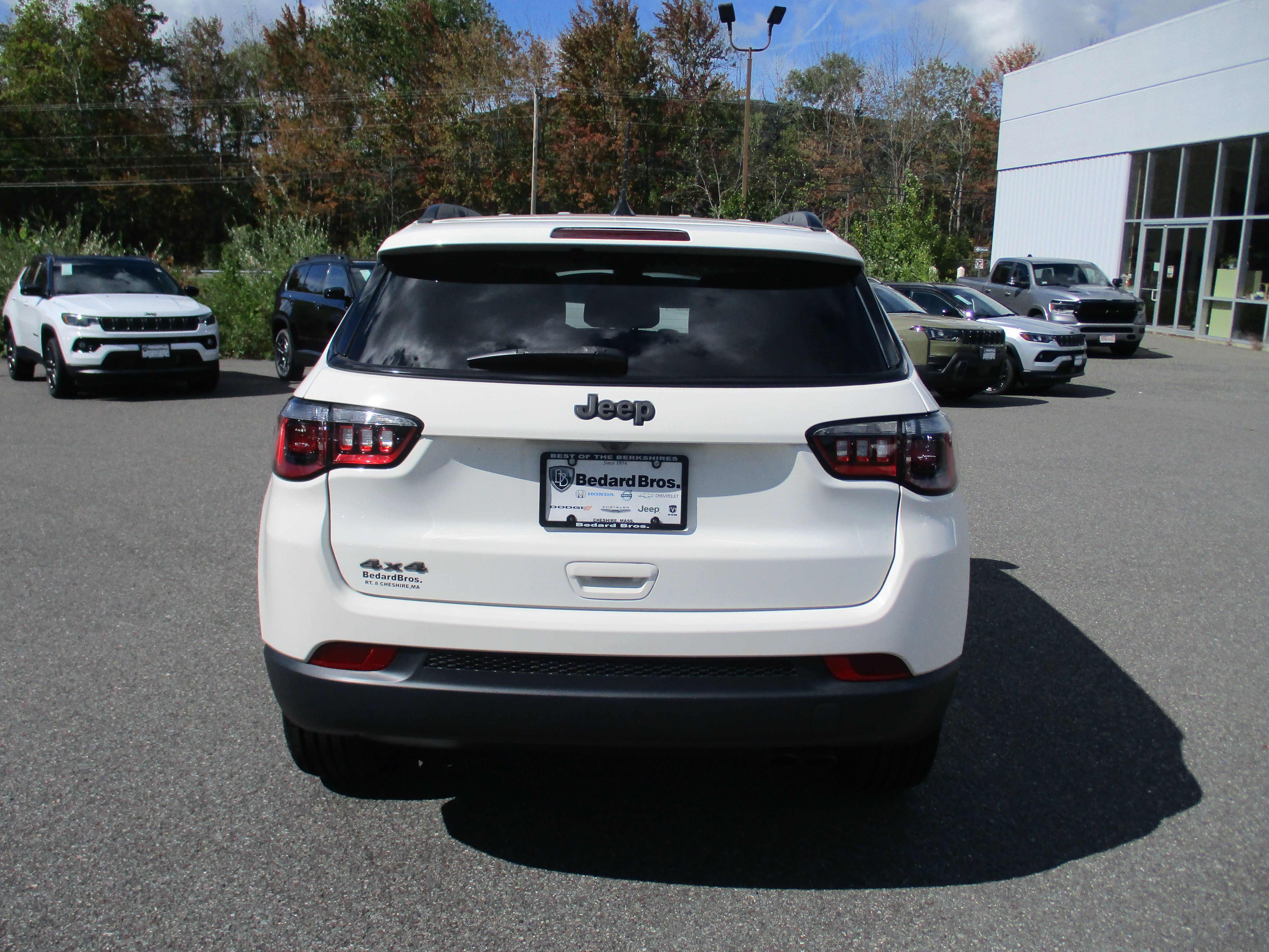 Used 2021 Jeep Compass Latitude AWD/4WD image 6