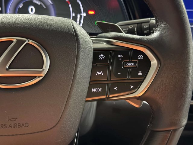 Certified 2023 Lexus RX 350h w/ Cold Area Package AWD/4WD image 17